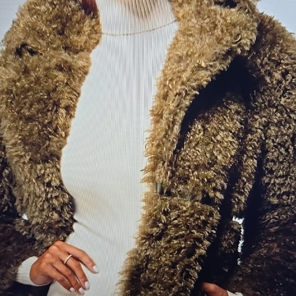 Bebe Long/Maxi Olive Coat. Plush Texture Elegant Style. XS - Picture 3 of 4